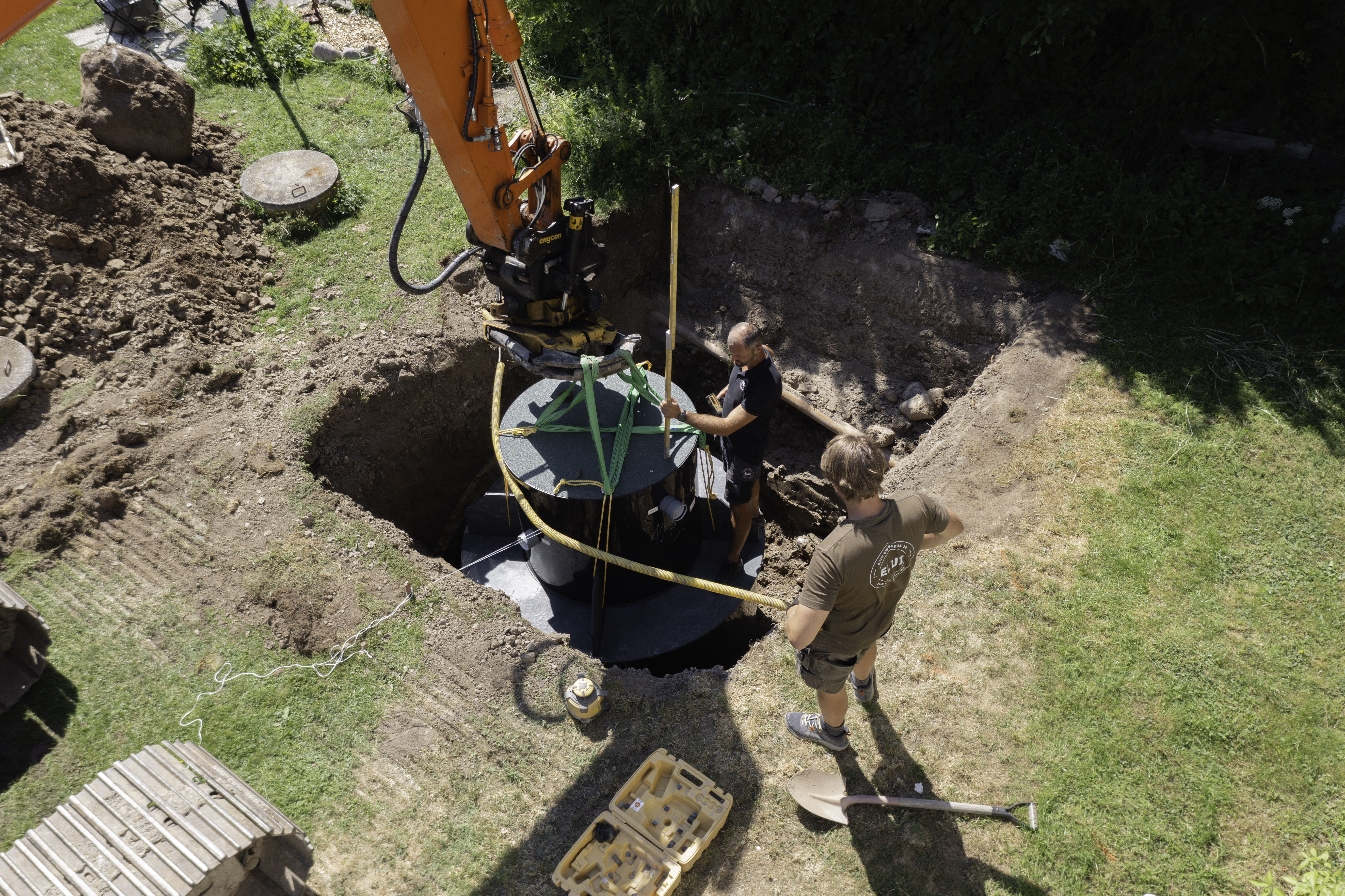 Elui installerar enskilt avlopp i Östergötland